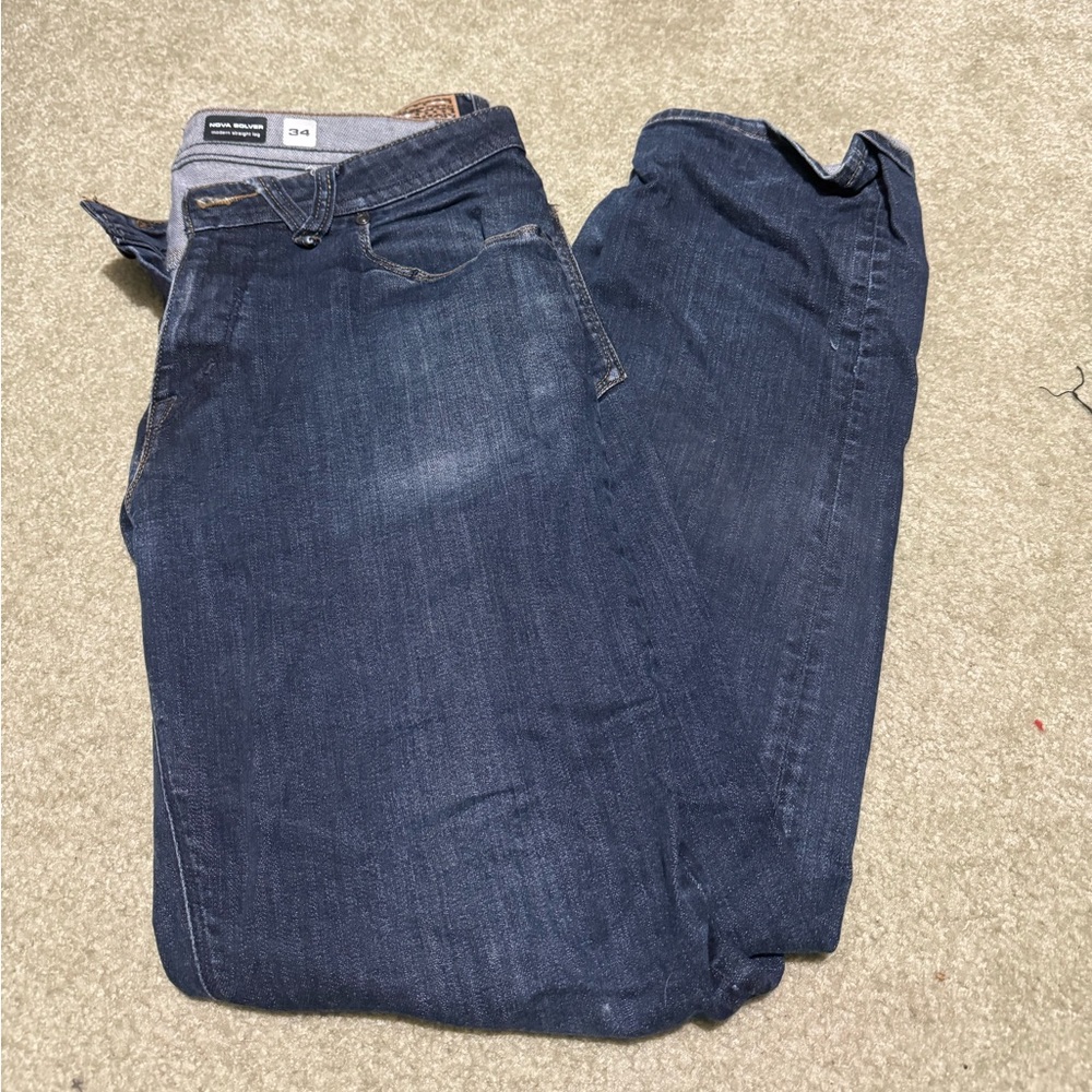 VOLCOM SIZE 34